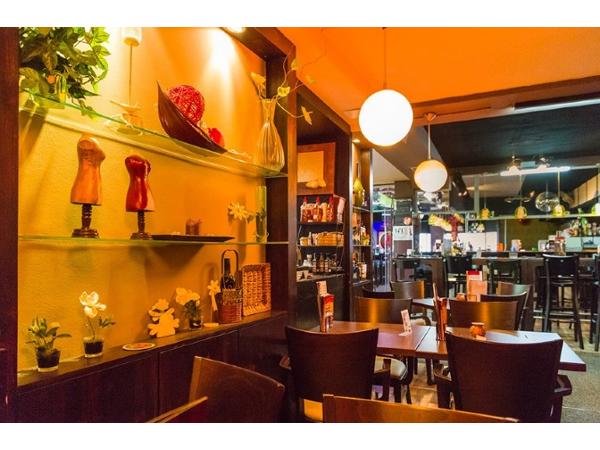 Bild 9 von Mangoo Restaurant - Bar