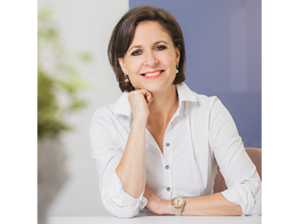 Bild 6 von Dr. Verena Mattle
