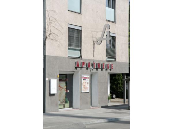 Bild 1 von Apotheke "Zum Weinberg"