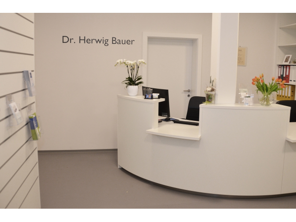 Bild 2 von Dr. Bauer Herwig