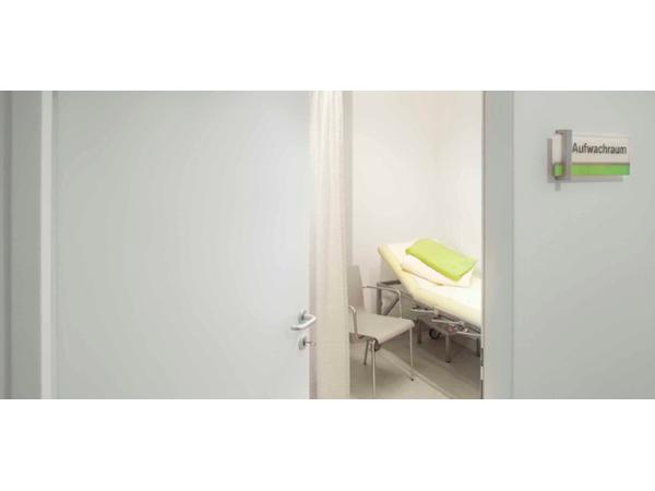 Bild 3 von Zentrum für Chirurgie und Endoskopie Favoriten, Kovanyi-Holzer FEBS Brigitte