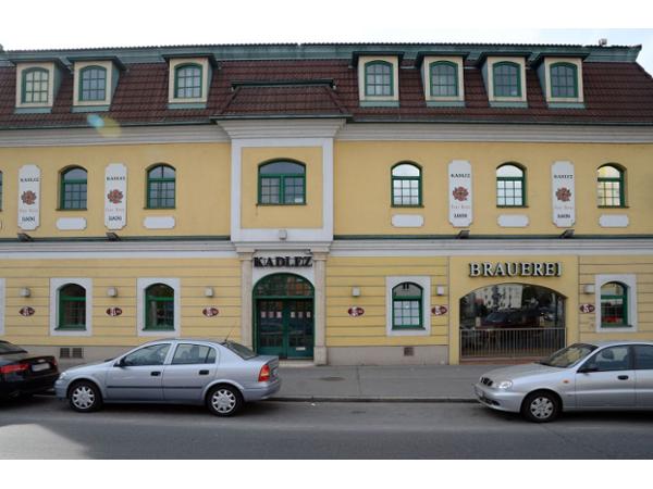 Bild 1 von Grillhaus Kadlez - SLSC Gaststättenbetriebs GmbH