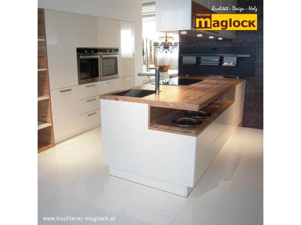 Bild 8 von Tischlerei Maglock GesmbH - innenarchitektur & handwerk