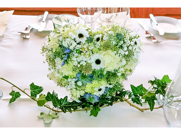 Wild Bridal Bouquet In Beautiful Pastels Lockerer Brautstrauss In Rose Pastell Mit Wunderschonen Rosen Pictures By A Brautstrausse Hochzeit Hochzeitsfloristik