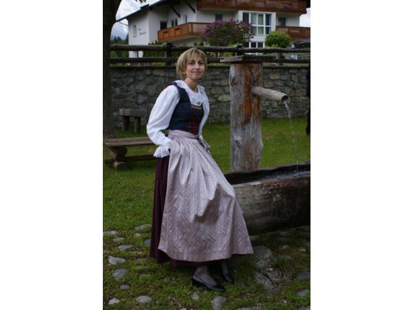 Bild 3 von Trachtenschneiderei Gertrud Huber