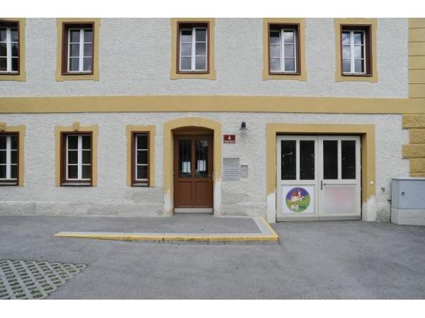 Bild 1 von Öffentliche Bücherei d Pfarre