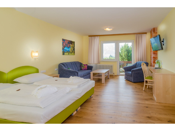 Bild 7 von Almfrieden Hotel & Romantikchalet