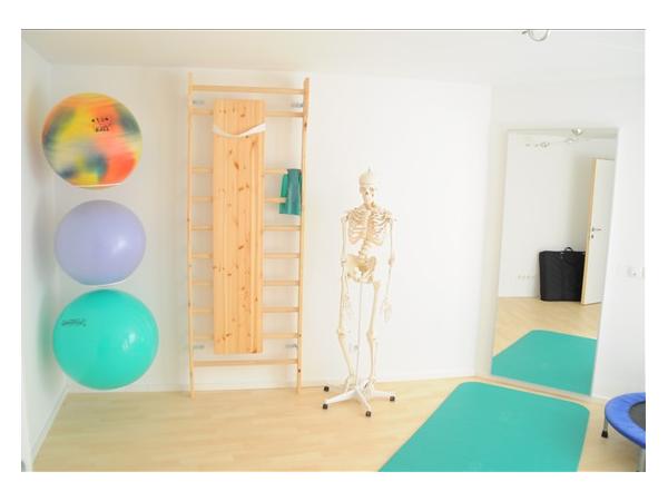 Bild 3 von Physio Central - Praxis für Physiotherapie und Osteopathie