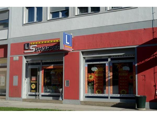 Bild 1 von Fahrschule Schopper Klaus
