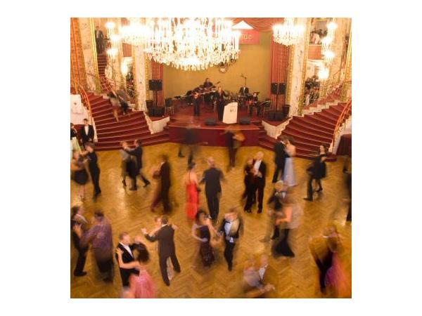 Bild 3 von Sidestep - Hochzeits,- Ball- & Gala-Band