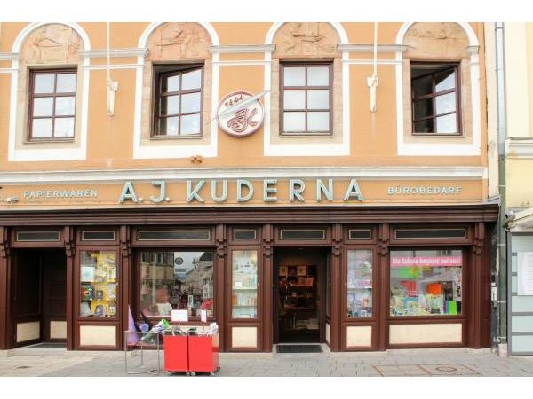 Bild 1 von A J Kuderna