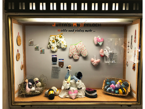 Bild 5 von Jutta's Knopfloch - Wolle und vieles mehr ...