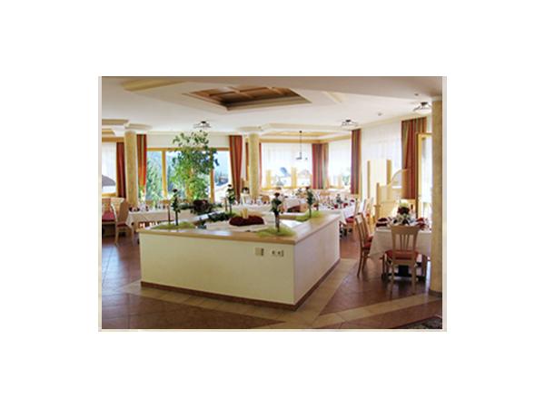 Bild 9 von Hotel Königsleiten Fam. Obermoser