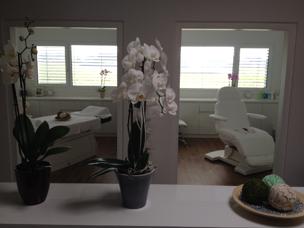 Bild 4 von Facelook Kosmetik - Fusspflege - Massage Iris Nageler