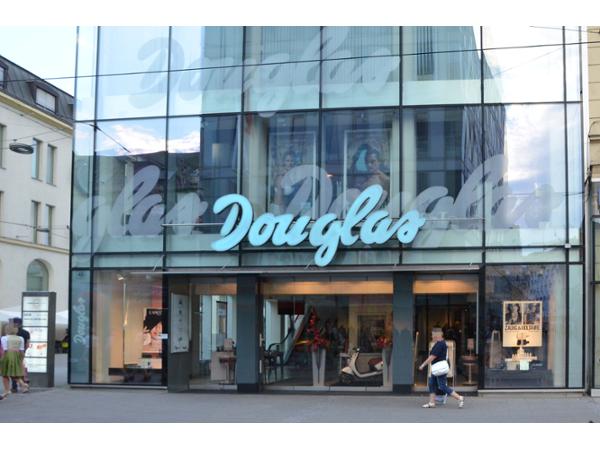Bild 1 von Parfümerie Douglas