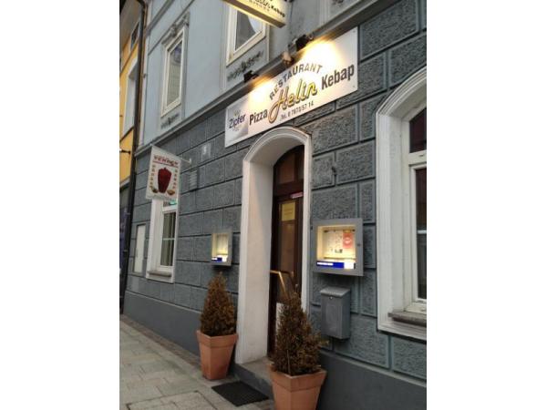 Bild 1 von Pizza-Helin-Kebap