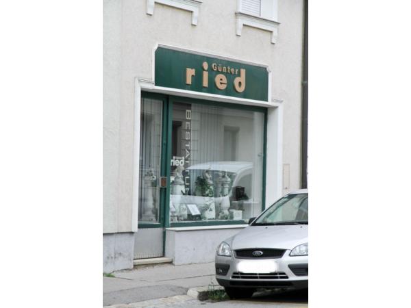 Bild 1 von Bestattung Ried GmbH