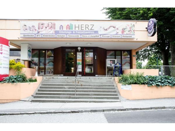 Bild 1 von HSF Hartberg Sport- und Freizeitbetriebe HERZ