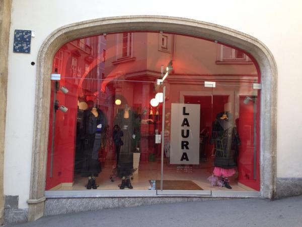 Bild 1 von Laura Boutique