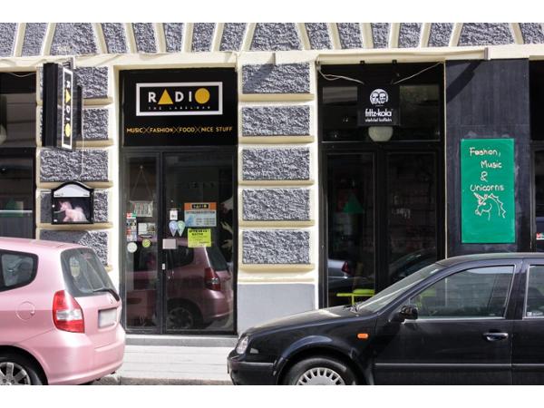 Bild 1 von Radio The Bar