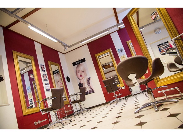 Bild 2 von Amici Hairstyle