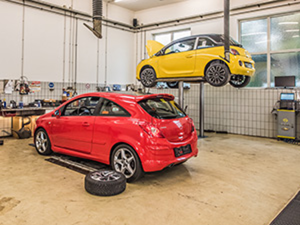 Bild 2 von Auto Hausenberger