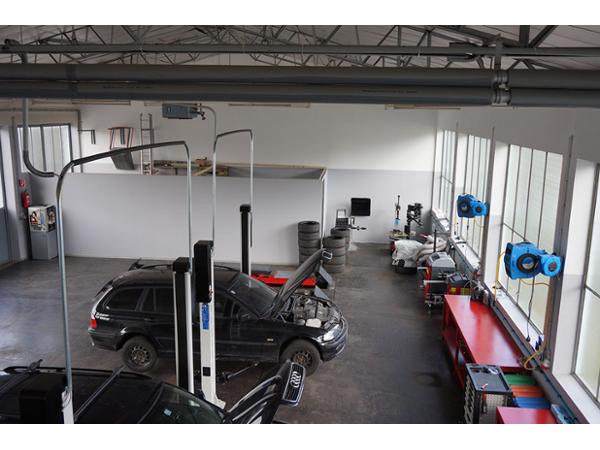 Bild 11 von EMB-KFZ Reparatur & Service GmbH