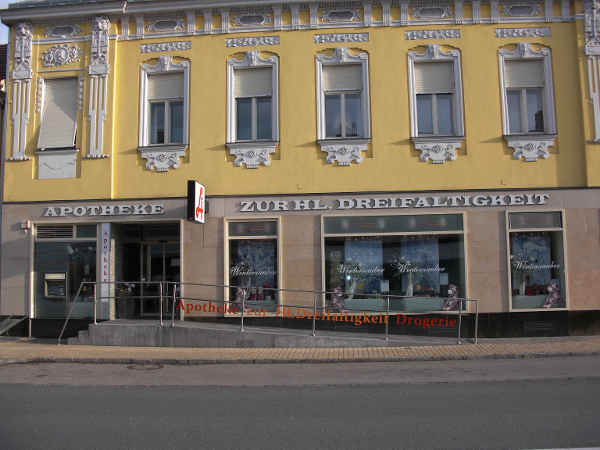 Bild 1 von Apotheke Zur heiligen Dreifaltigkeit