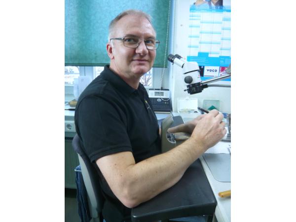 Bild 1 von Allgäuer Eduard Zahntechnik