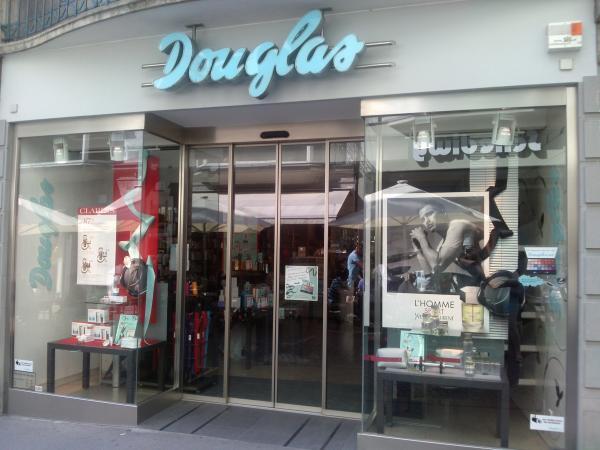 Bild 1 von Parfümerie Douglas