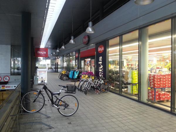 Bild 1 von Hervis Sport Abverkauf Bregenz EKZ