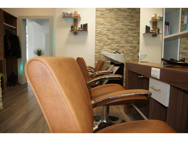 Bild 7 von Land-Friseur E.E. - Elisabeth Edlinger