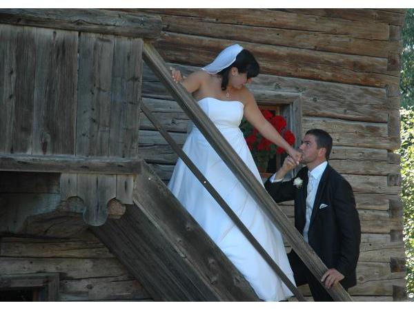 Bild 4 von TRACHT & BRAUT Helene Mayr Damenmaßschneiderei