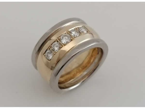 Bild 13 von Juwelier & Goldschmiede Heiml