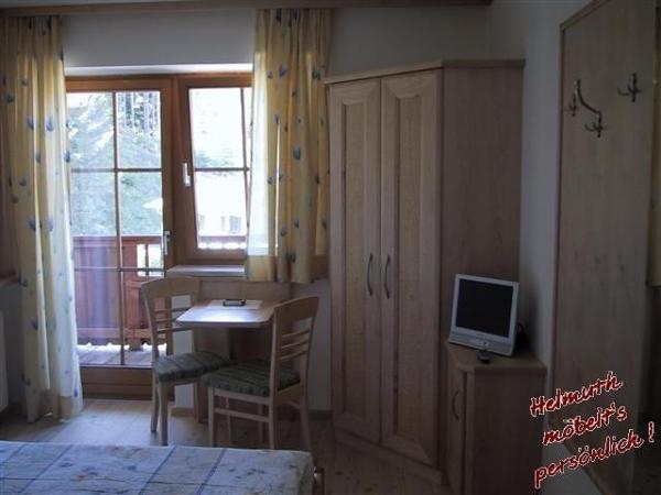 Bild 2 von Tischlerei Hehenberger Helmuth - Möbel & Innenausbau KG