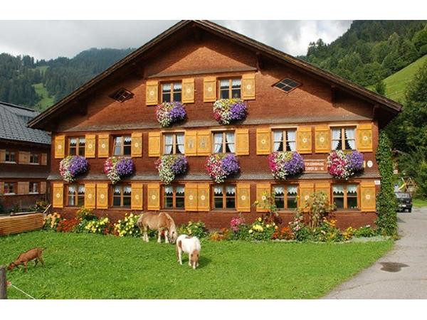 Bild 2 von Kinderbauernhof Felder