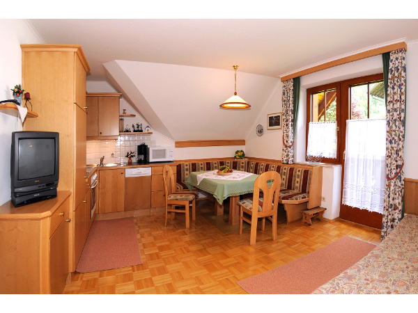 Bild 1 von Gasthof-Pension "Zur Gams" Rüscher Roland