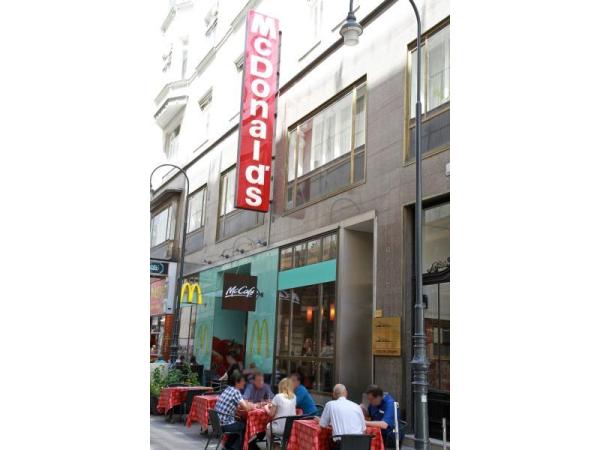 Bild 1 von McDonald's Restaurant - McCafé