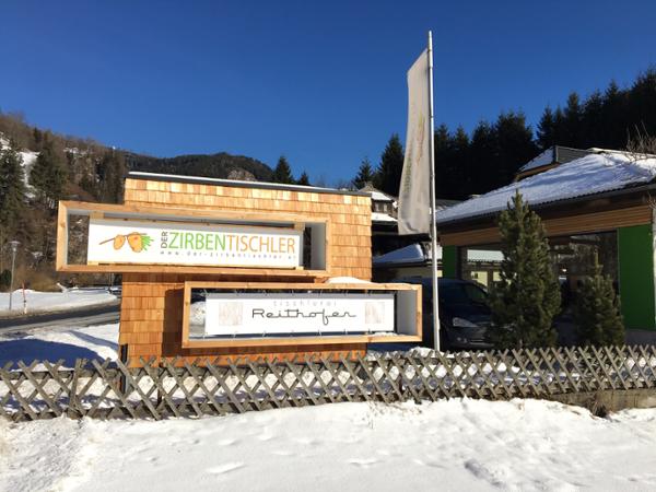 Bild 2 von Der Zirbentischler - Zirbenmöbel im Lungau