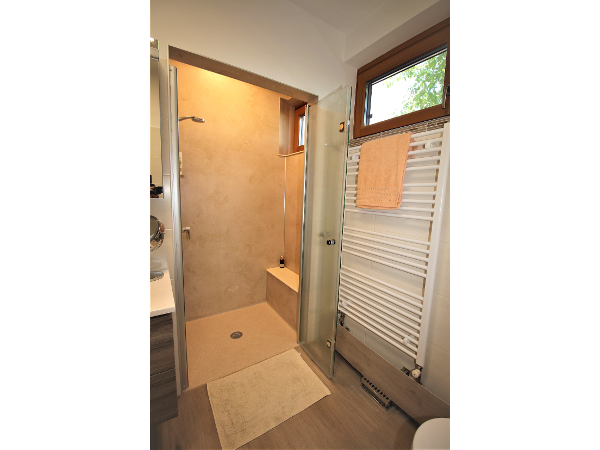 Bild 6 von VitaBad GmbH Dusch & Badrenovierung, GF Klaus Gföhler