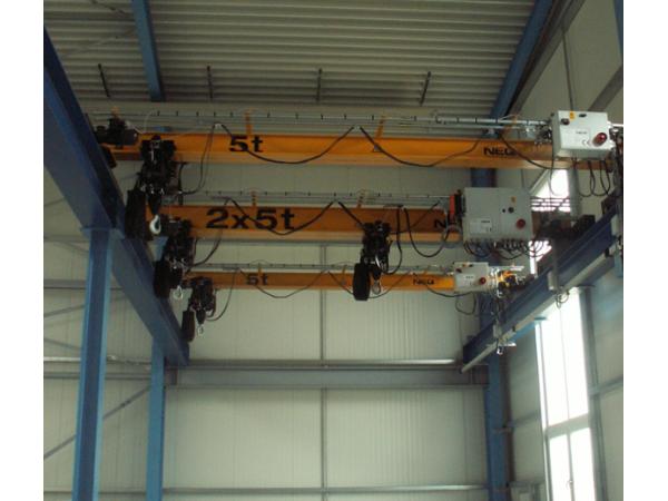 Bild 2 von NEQ CRANES GmbH