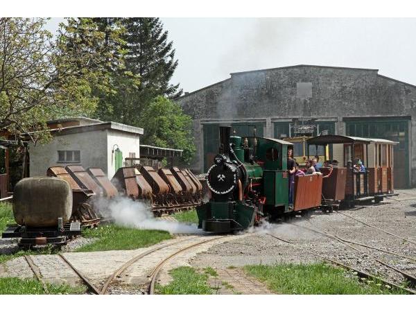 Bild 1 von Eisenbahnmuseum am Bahnhof Groß Schwechat