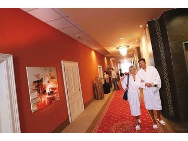 Bild 4 von EurothermenResort Bad Hall GmbH & Co KG - Therme Mediterrana