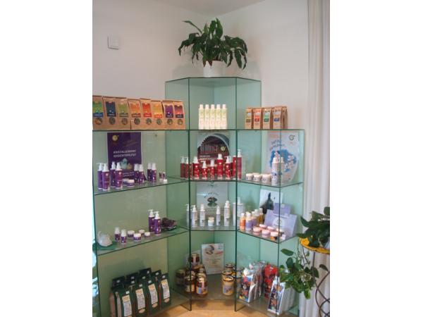 Bild 5 von Gsund & Schön GmbH, Bio-FriseurOase