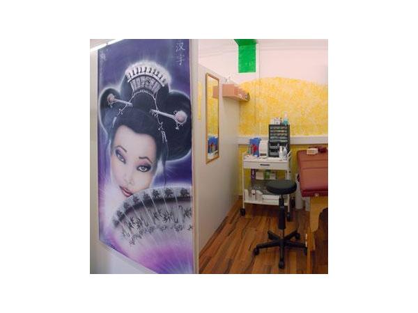 Bild 2 von Needle Project Tattoo & Piercingstudio
