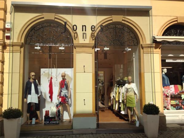 Bild 1 von Jones Store Baden