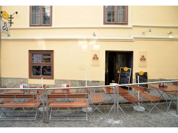 Bild 1 von Continuum Cafe-Bar