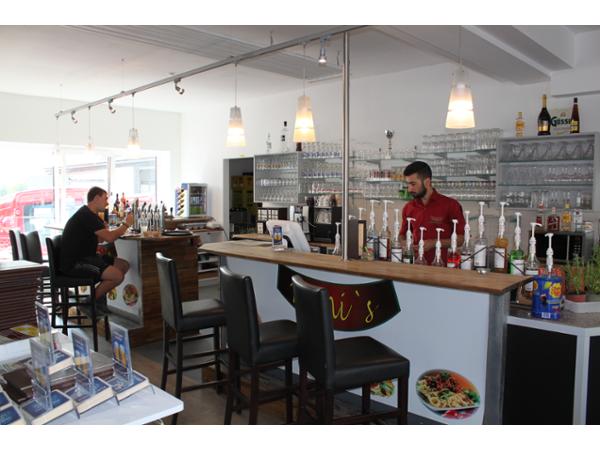 Bild 18 von Roni's Pizzeria-Cafe-Cocktailbar