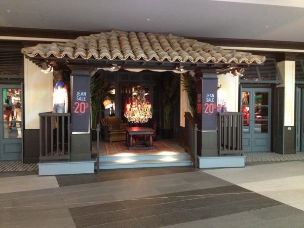 Bild 1 von Hollister Store Villach