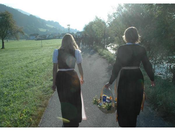 Bild 8 von TRACHT & BRAUT Helene Mayr Damenmaßschneiderei